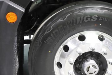 ���J6E 4X2 ��϶���ǣ���� ����ʱ��58kWhͼƬ