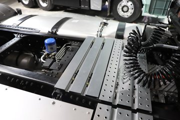 ���J6E 4X2 ��϶���ǣ���� ����ʱ��58kWhͼƬ