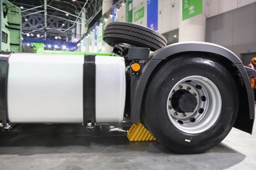 ���J6E 4X2 ��϶���ǣ���� ����ʱ��58kWhͼƬ