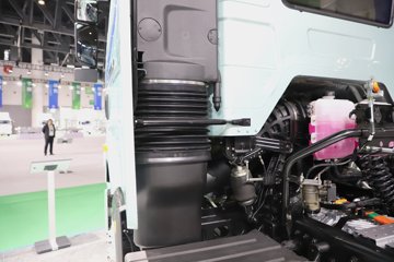 ���J6E 4X2 ��϶���ǣ���� ����ʱ��58kWhͼƬ