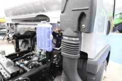 解放领途 焕新款 3.2L柴油 180马力 法士特8档 5.8米仓栅式载货车