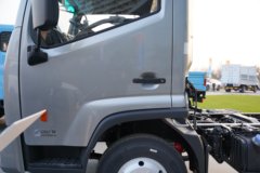 东风多利卡D6-L 重载版 2.5L柴油 185马力 法士特8档 气刹 4.17米单排仓栅式轻卡