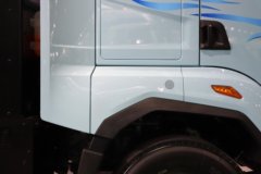 解放鹰驰 6X4 纯电动牵引车 宁德时代400.61kWh