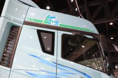 解放鹰驰 6X4 纯电动牵引车 宁德时代400.61kWh