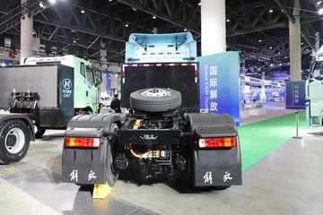 鹰驰&nbsp;电动牵引车外观图片