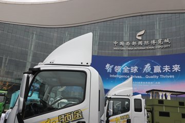 ��� ����; ���ϰ� 2.4L���� 180���� 4X2 ��ʿ��6�� 4.2�׵��������ῨͼƬ