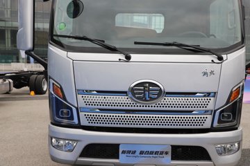 ��� ����; ���ϰ� 2.4L���� 180���� 4X2 ��ʿ��6�� 4.2�׵��������ῨͼƬ