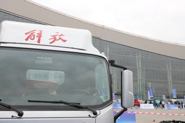 ��� ����; ���ϰ� 2.4L���� 180���� 4X2 ��ʿ��6�� 4.2�׵��������ῨͼƬ