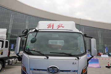 ��� ����; ���ϰ� 2.4L���� 180���� 4X2 ��ʿ��6�� 4.2�׵��������ῨͼƬ