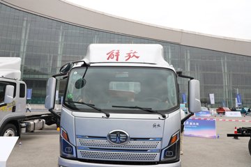 ��� ����; ���ϰ� 2.4L���� 180���� 4X2 ��ʿ��6�� 4.2�׵��������ῨͼƬ