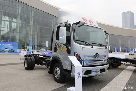 һ������Ῠ��; 2.5L���� 176���� ��ʿ��8�� 4.16�׵��Ų�դʽ�Ῠ