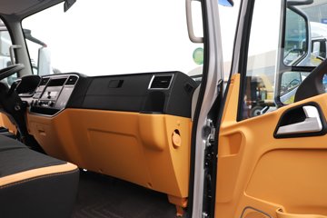 ��� ����; ���ϰ� 2.4L���� 180���� 4X2 ��ʿ��6�� 4.2�׵��������ῨͼƬ