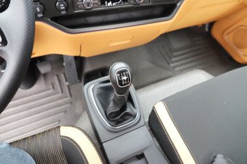 ��� ����; ���ϰ� 2.4L���� 180���� 4X2 ��ʿ��6�� 4.2�׵��������ῨͼƬ