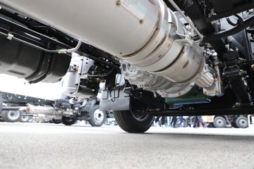 ��� ����; ���ϰ� 2.4L���� 180���� 4X2 ��ʿ��6�� 4.2�׵��������ῨͼƬ