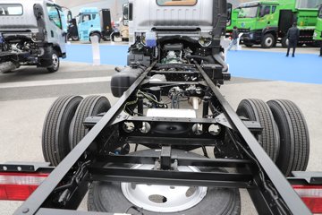 ��� ����; ���ϰ� 2.4L���� 180���� 4X2 ��ʿ��6�� 4.2�׵��������ῨͼƬ