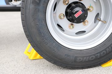 ��� ����; ���ϰ� 2.4L���� 180���� 4X2 ��ʿ��6�� 4.2�׵��������ῨͼƬ