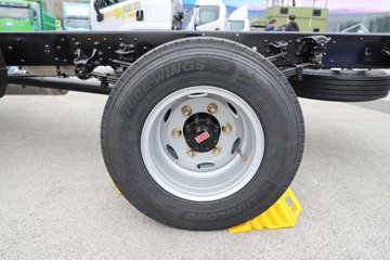 ��� ����; ���ϰ� 2.4L���� 180���� 4X2 ��ʿ��6�� 4.2�׵��������ῨͼƬ