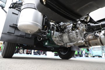 ��� ����; ���ϰ� 2.4L���� 180���� 4X2 ��ʿ��6�� 4.2�׵��������ῨͼƬ