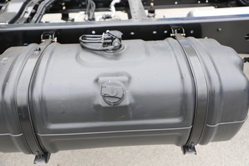 ��� ����; ���ϰ� 2.4L���� 180���� 4X2 ��ʿ��6�� 4.2�׵��������ῨͼƬ