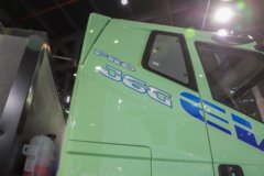 解放J6G 6X4 纯电动牵引车 宁德时代400kWh