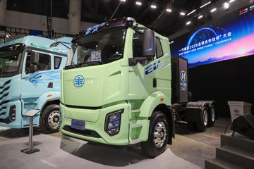 解放J6G 6X4 纯电动牵引车 宁德时代400kWh