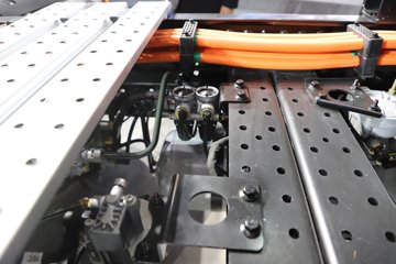 ���J6G Pro 6X4 ���綯ǣ���� ����ʱ��400kWhͼƬ