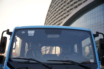 ���������D6-S 2.3L���� 142���� ������5�� ��ɲ 3.2��˫�������ῨͼƬ