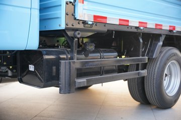 ���������D6-S 2.3L���� 142���� ������5�� ��ɲ 3.2��˫�������ῨͼƬ