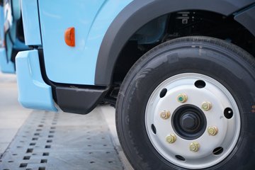 ���������D6-S 2.3L���� 142���� ������5�� ��ɲ 3.2��˫�������ῨͼƬ