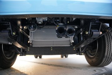 ���������D6-S 2.3L���� 142���� ������5�� ��ɲ 3.2��˫�������ῨͼƬ