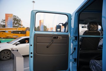 ���������D6-S 2.3L���� 142���� ������5�� ��ɲ 3.2��˫�������ῨͼƬ