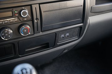 ���������D6-S 2.3L���� 142���� ������5�� ��ɲ 3.2��˫�������ῨͼƬ