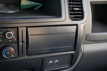 ���������D6-S 2.3L���� 142���� ������5�� ��ɲ 3.2��˫�������ῨͼƬ