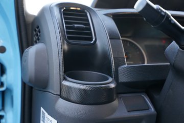 ���������D6-S 2.3L���� 142���� ������5�� ��ɲ 3.2��˫�������ῨͼƬ