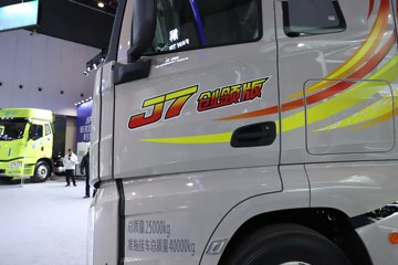 ���J7 ����� 13.2L���� 640���� 6X4 һ�����12�� AMT�Զ��� ǣ����ͼƬ