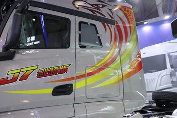 ���J7 ����� 13.2L���� 640���� 6X4 һ�����12�� AMT�Զ��� ǣ����ͼƬ