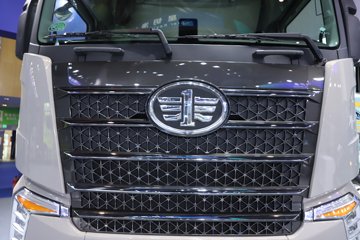 ���J7 ����� 13.2L���� 640���� 6X4 һ�����12�� AMT�Զ��� ǣ����ͼƬ