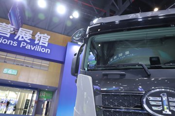 ���J7 ����� 13.2L���� 640���� 6X4 һ�����12�� AMT�Զ��� ǣ����ͼƬ