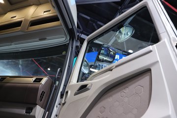 ���J7 ����� 13.2L���� 640���� 6X4 һ�����12�� AMT�Զ��� ǣ����ͼƬ