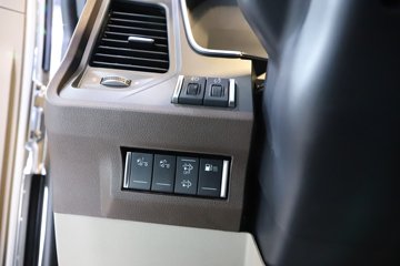 ���J7 ����� 13.2L���� 640���� 6X4 һ�����12�� AMT�Զ��� ǣ����ͼƬ