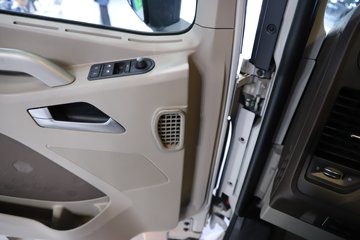 ���J7 ����� 13.2L���� 640���� 6X4 һ�����12�� AMT�Զ��� ǣ����ͼƬ