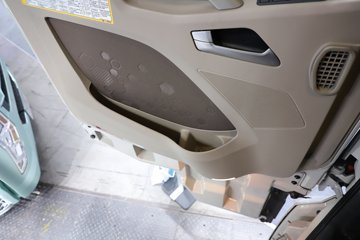 ���J7 ����� 13.2L���� 640���� 6X4 һ�����12�� AMT�Զ��� ǣ����ͼƬ