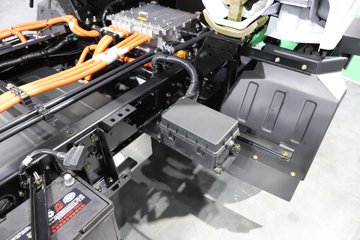 ���J7 ����� 13.2L���� 640���� 6X4 һ�����12�� AMT�Զ��� ǣ����ͼƬ