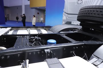 ���J7 ����� 13.2L���� 640���� 6X4 һ�����12�� AMT�Զ��� ǣ����ͼƬ