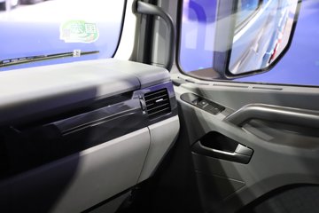 ���J7 12.5L���� 580���� 8X4 һ�����12�� AMT�Զ��� 9.4�ײ�դʽ�ػ���ͼƬ