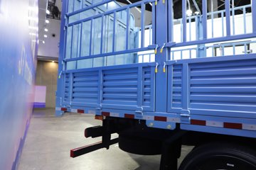 ���J7 12.5L���� 580���� 8X4 һ�����12�� AMT�Զ��� 9.4�ײ�դʽ�ػ���ͼƬ