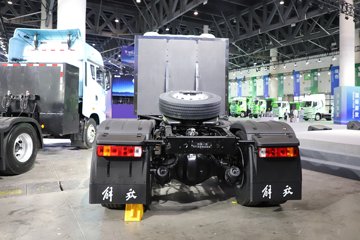 J6P PRO&nbsp;电动牵引车外观图片