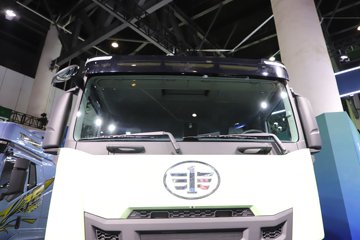 ���J7 13.2L���� 640���� 8X4 һ�����12�� 8.5����ж��ͼƬ