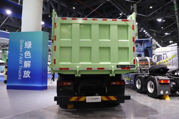 ���J7 13.2L���� 640���� 8X4 һ�����12�� 8.5����ж��ͼƬ