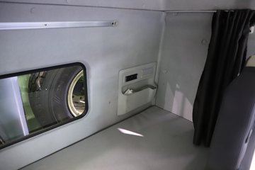 ���J7 13.2L���� 640���� 8X4 һ�����12�� 8.5����ж��ͼƬ